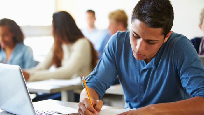 Best Personal Essay Themes for College Applications: Real Examples That Work