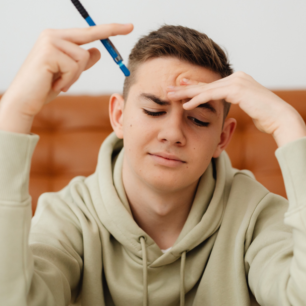 Student deciding on right college major for law school